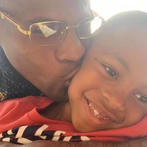 Meet your Posher, Lewis